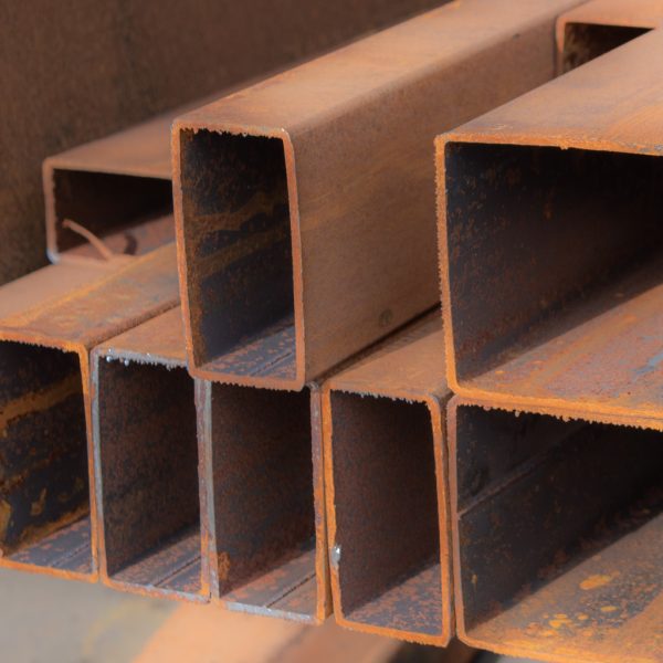 Tubes rectangulaires en acier Corten